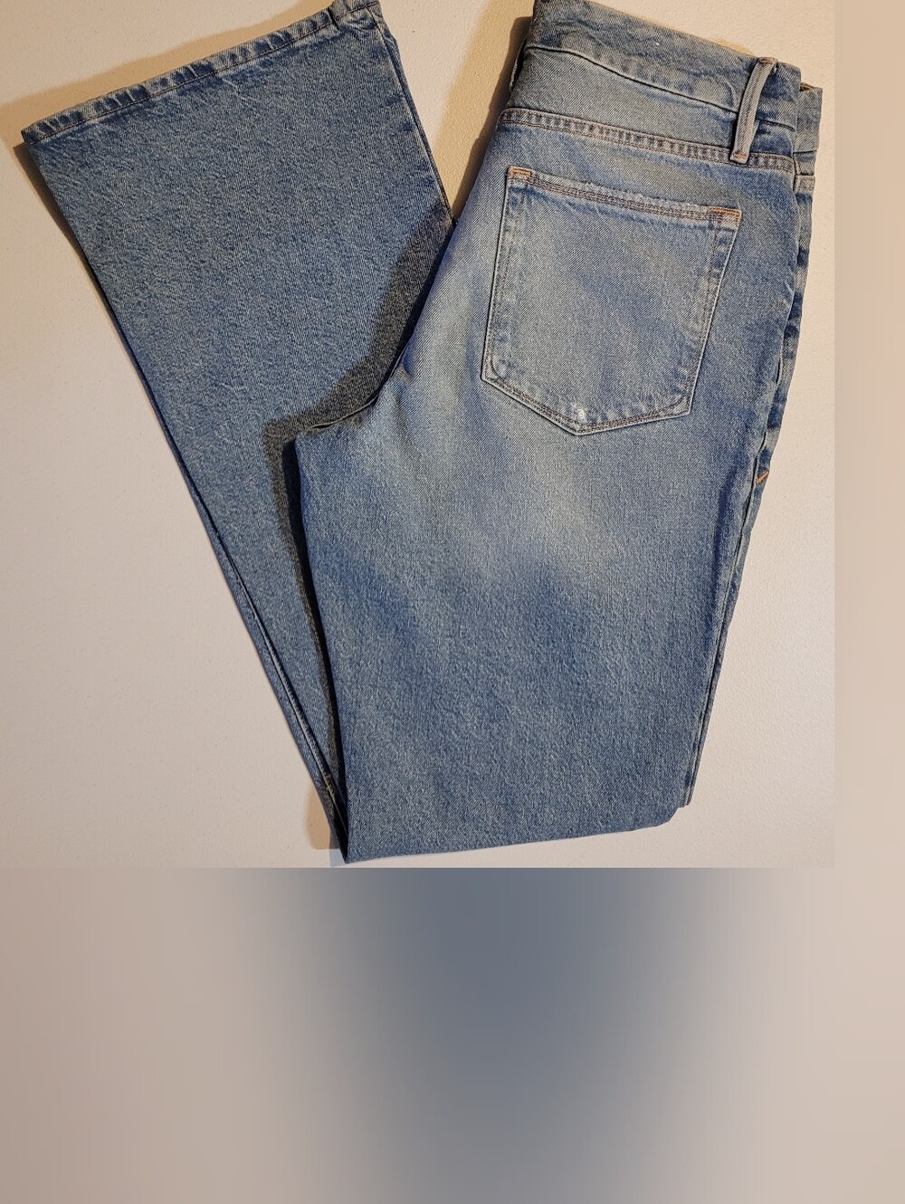 Good American, Light Blue Jeans - Size 10/30 - Picture 4 of 15